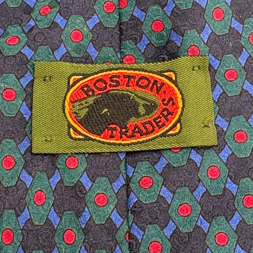 Boston Trader Mens Silk Blend Necktie Navy Blue‎ Geometric Pattern